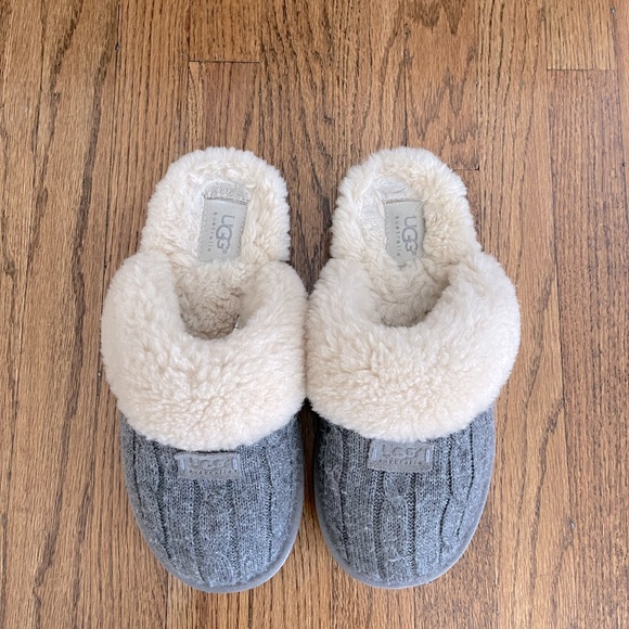 UGG Shoes - UGG Slippers